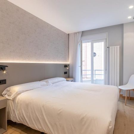Eightrooms La Rioja Pension 로그로노 외부 사진