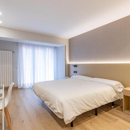 Eightrooms La Rioja Pension 로그로노 외부 사진