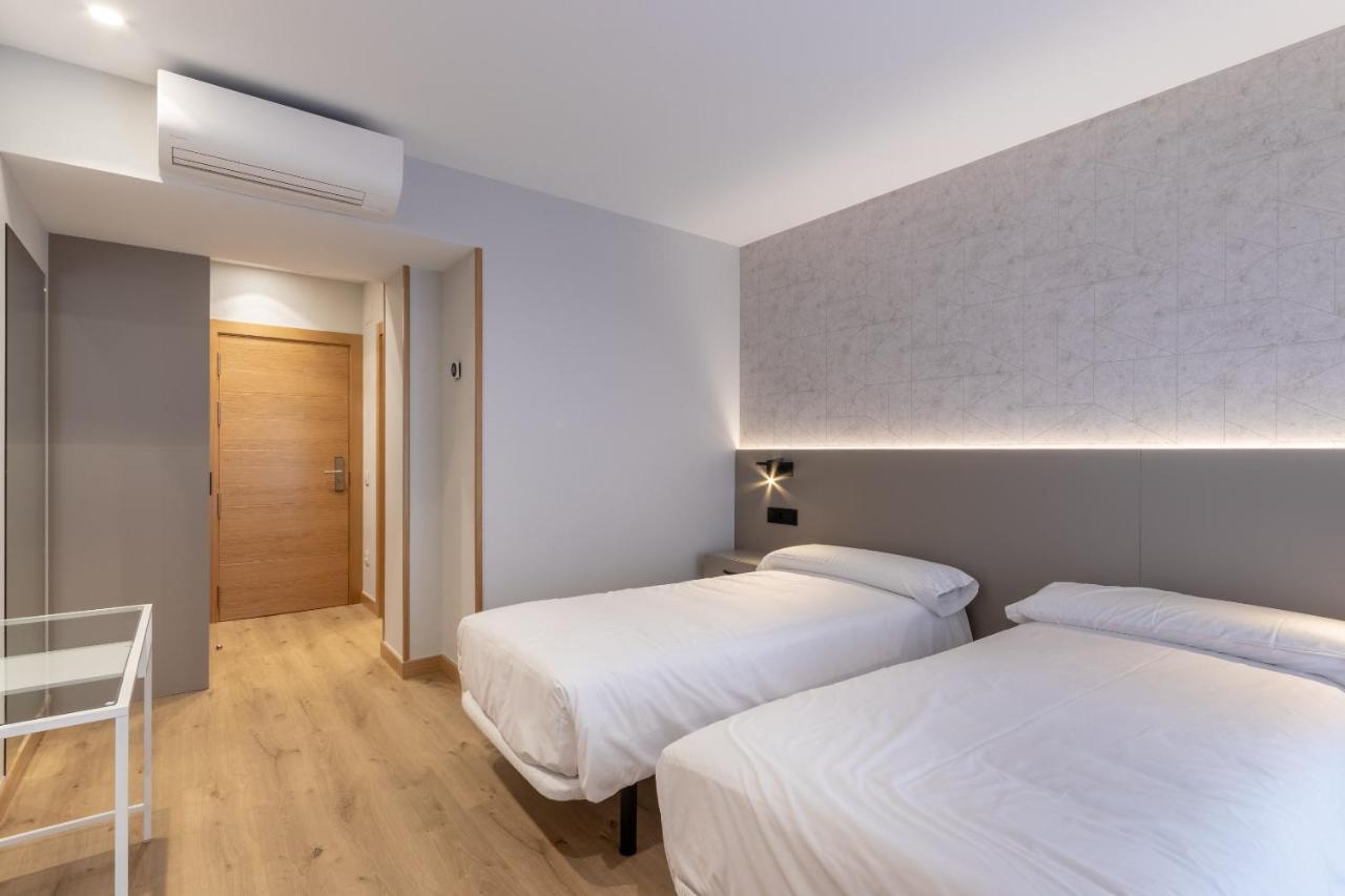 Eightrooms La Rioja Pension 로그로노 외부 사진
