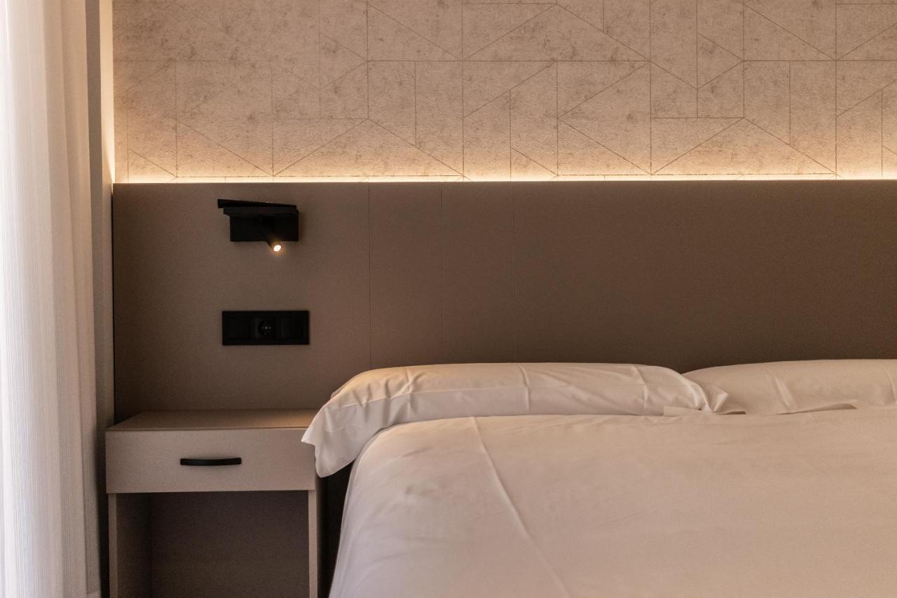 Eightrooms La Rioja Pension 로그로노 외부 사진