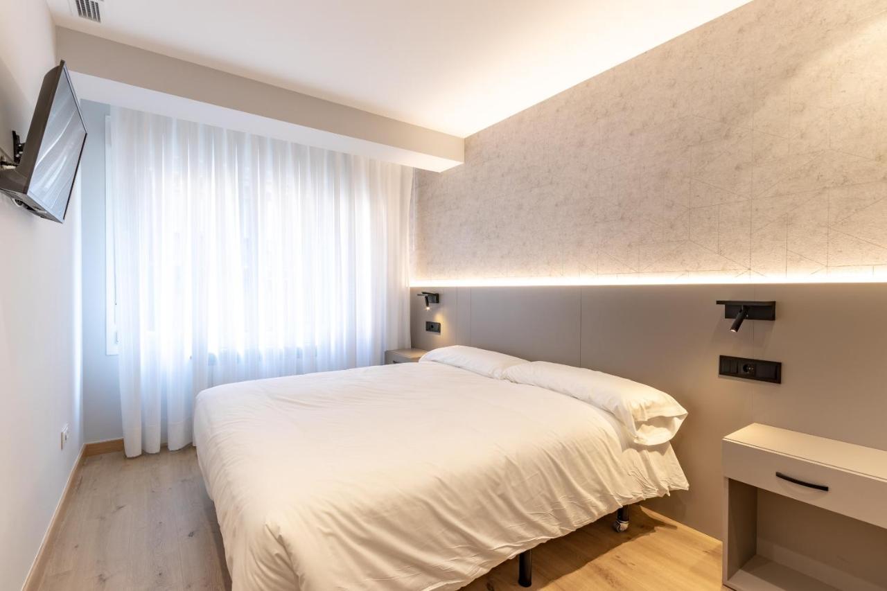 Eightrooms La Rioja Pension 로그로노 외부 사진